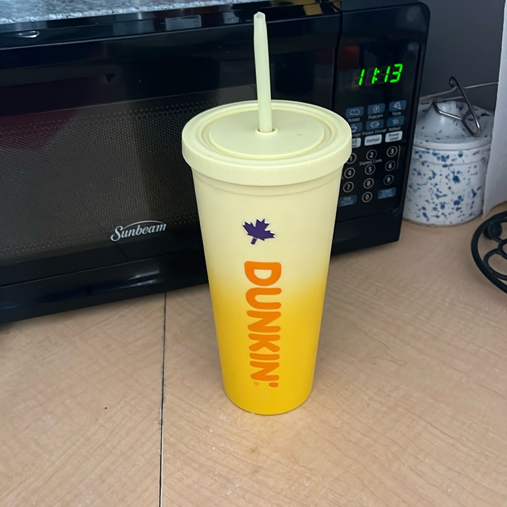 Dunkin cold cup